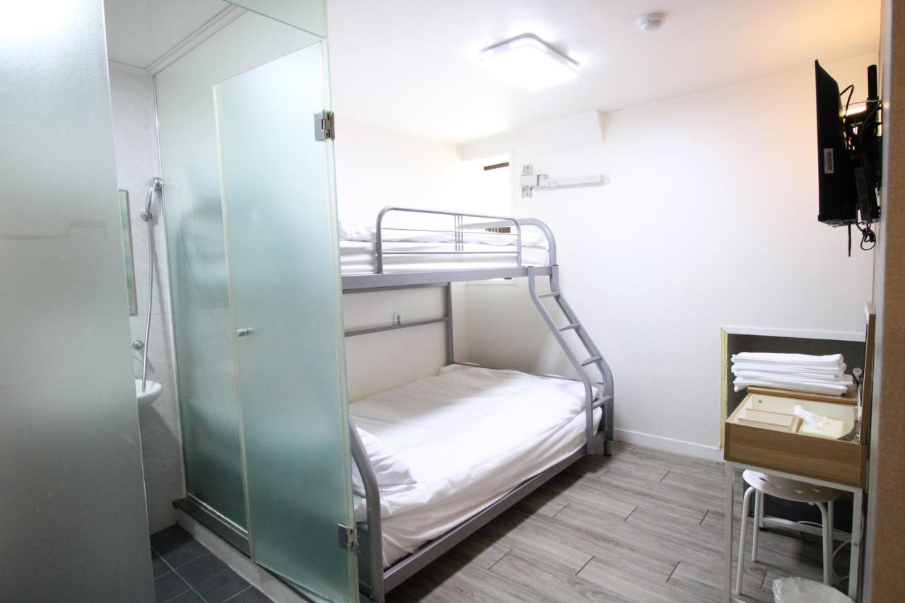Ivory Hostel
