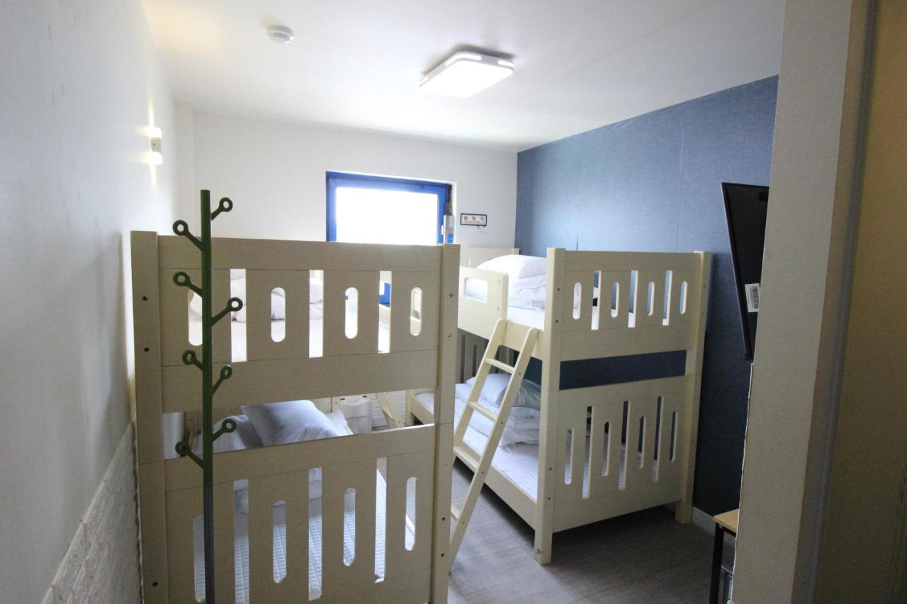 Hostel Ivory *